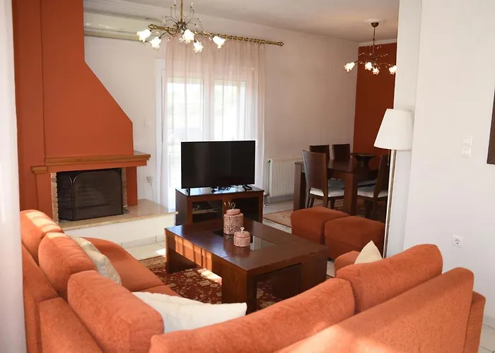 Village House Holiday home *